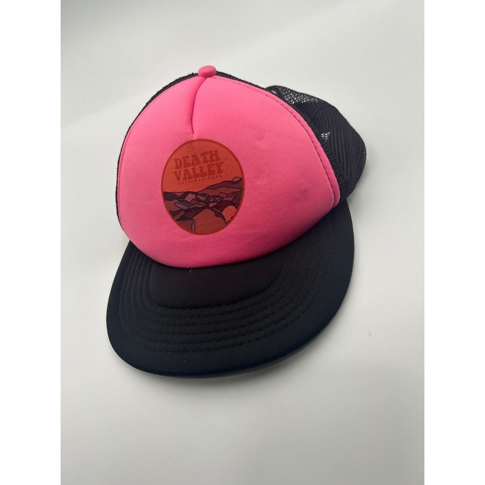 District Threads Death Valley National Park Trucker Hat Pink Black Snapback‎ Cap